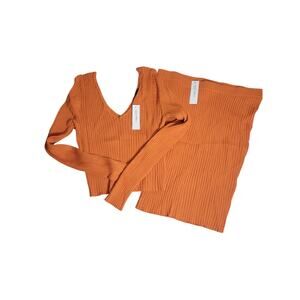 Good Time USA 2 Piece Outfit Skirt/V Neck Top Orange Ribbed Stretch Form Fitting